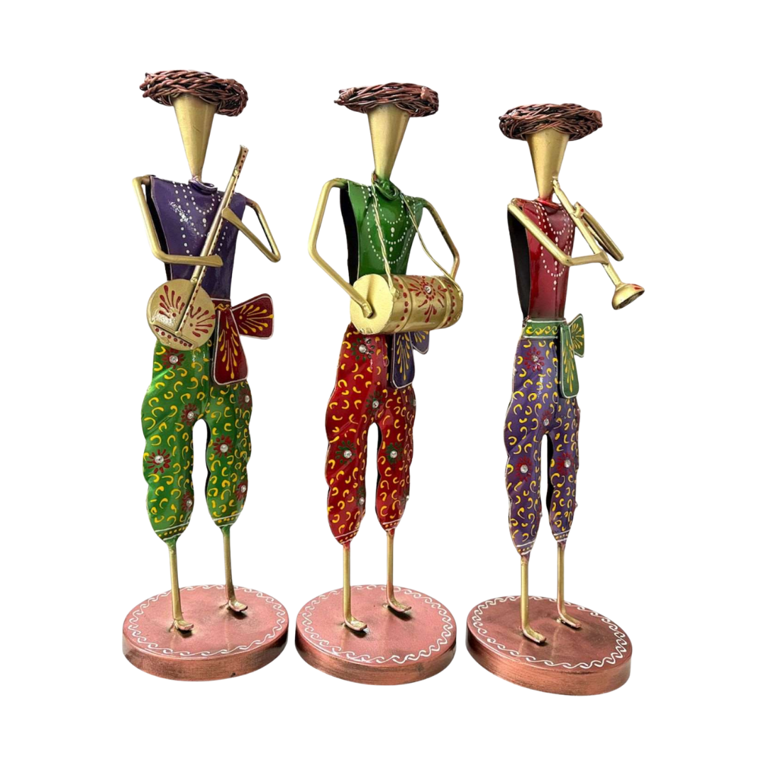 MUSICIAN STANDING SARDAR (IRON METAL)